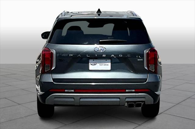 used 2024 Hyundai Palisade car, priced at $38,900