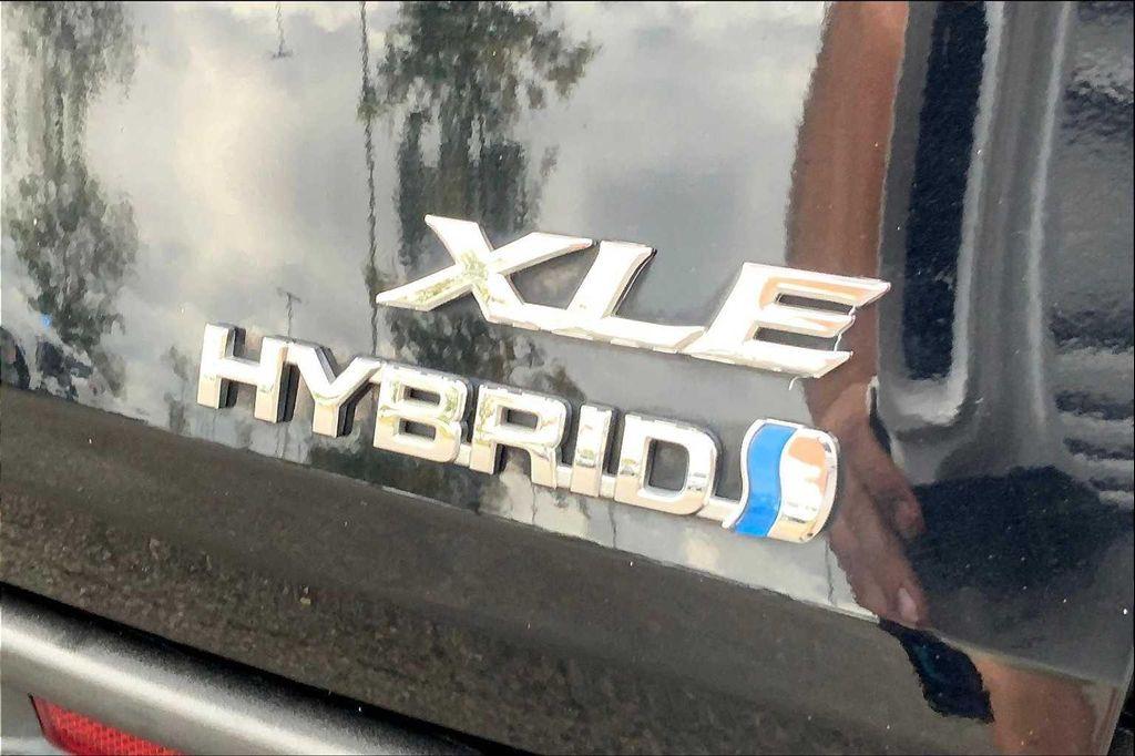 used 2023 Toyota Sienna car, priced at $37,664