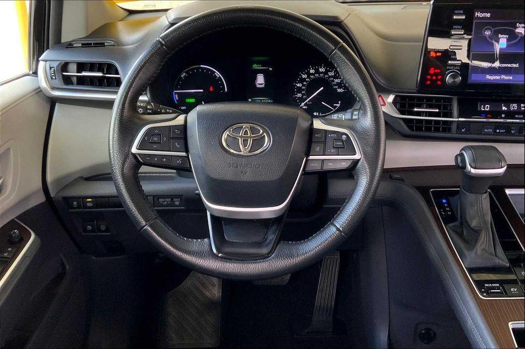 used 2023 Toyota Sienna car, priced at $37,664