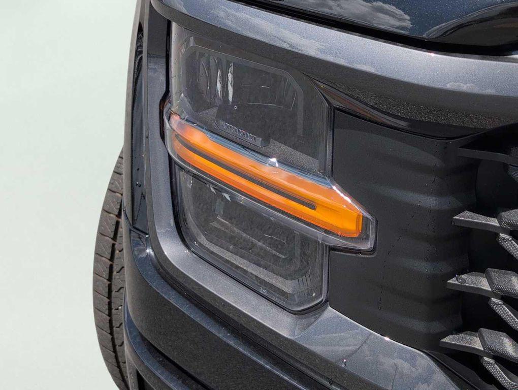 new 2025 Ford F-150 car, priced at $43,377