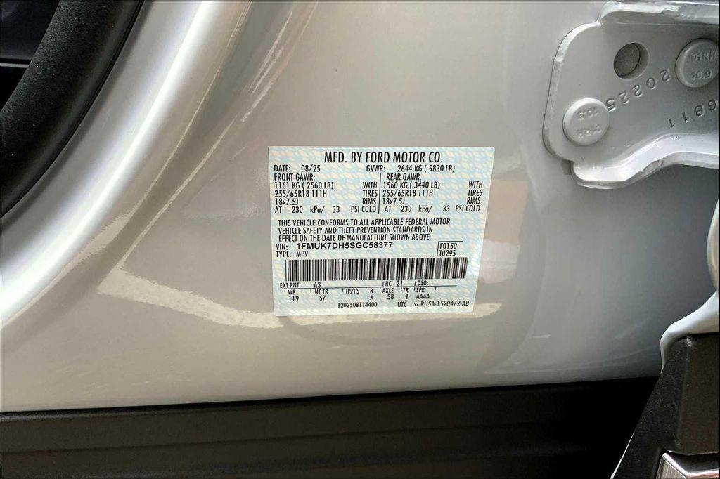 new 2025 Ford Explorer car, priced at $45,665
