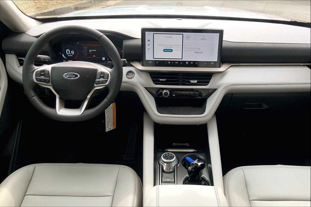 new 2025 Ford Explorer car, priced at $45,665