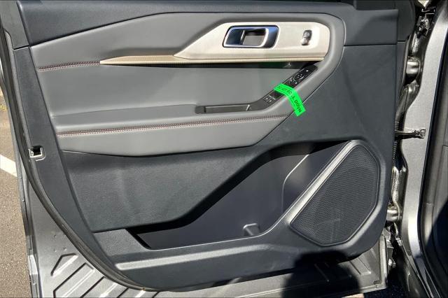 new 2025 Ford Explorer car, priced at $42,462