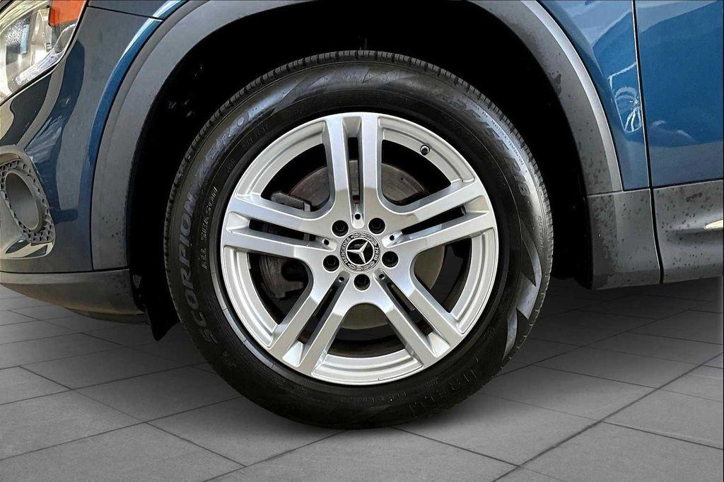 used 2020 Mercedes-Benz GLB 250 car, priced at $22,999