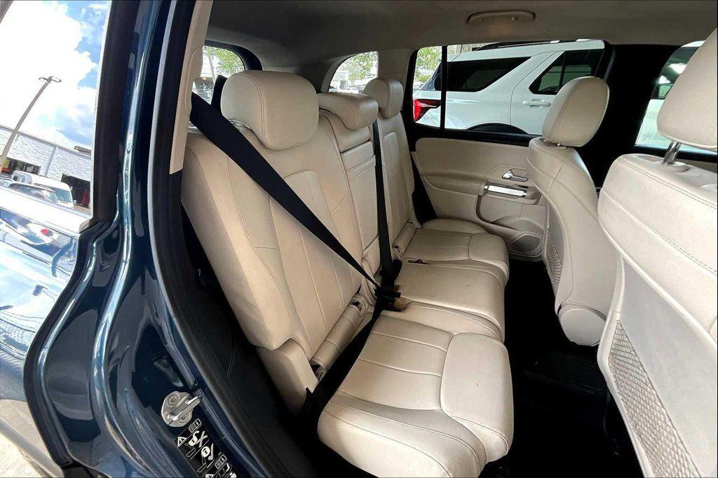 used 2020 Mercedes-Benz GLB 250 car, priced at $22,999