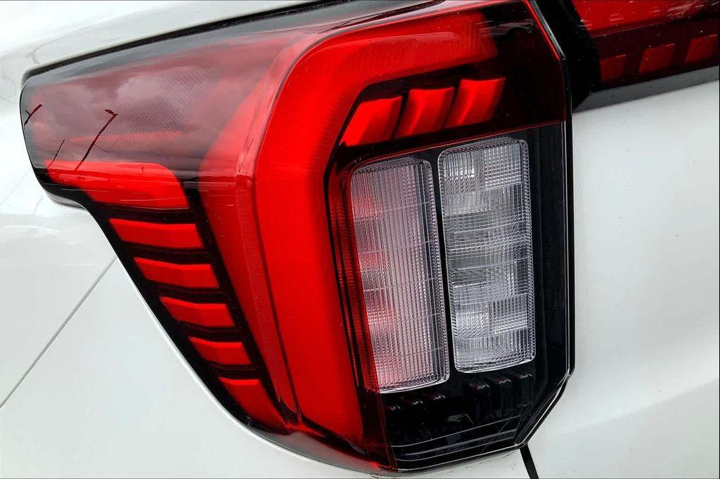 new 2025 Ford Explorer car, priced at $42,719