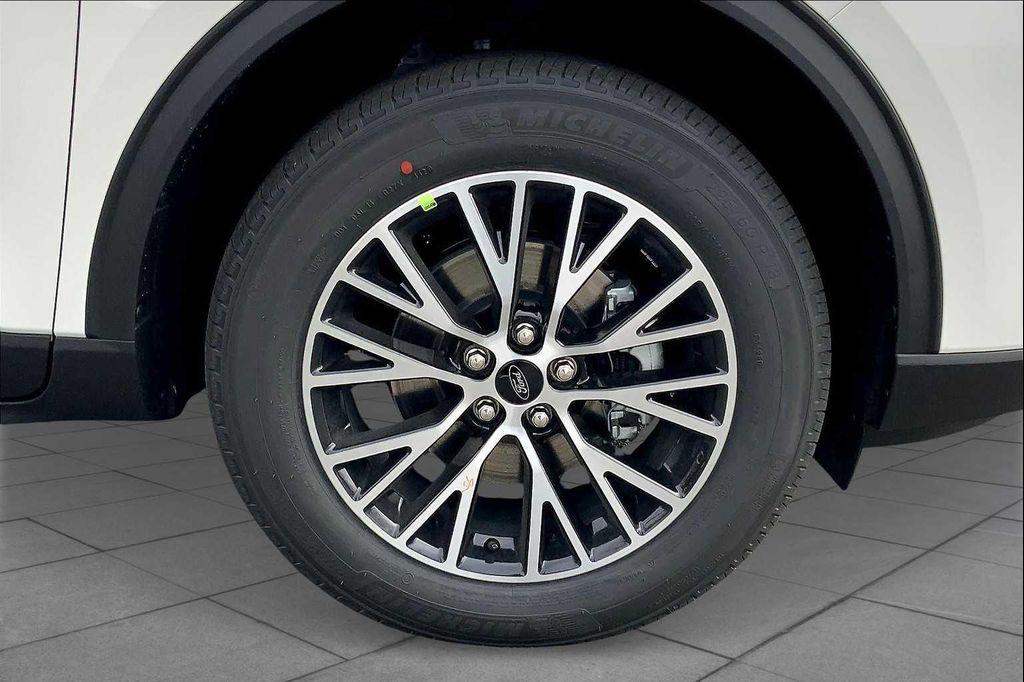 new 2025 Ford Escape PHEV car, priced at $37,349