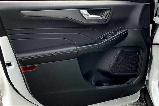 new 2025 Ford Escape PHEV car, priced at $39,890
