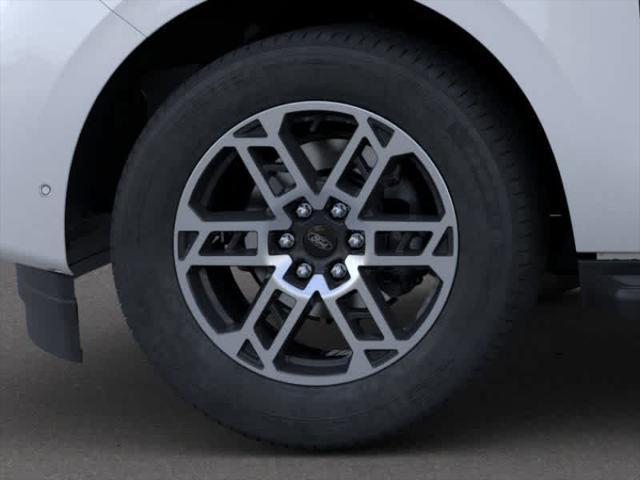 new 2025 Ford Expedition car, priced at $70,905