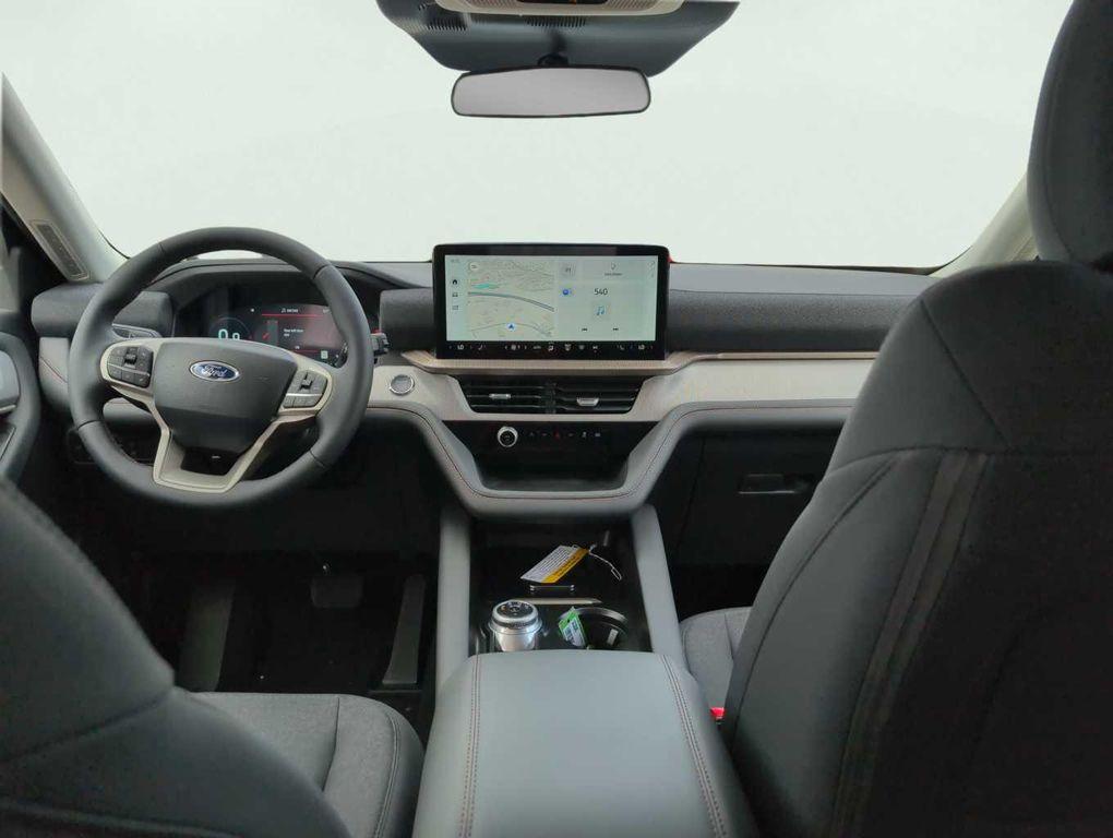 new 2025 Ford Explorer car, priced at $40,243