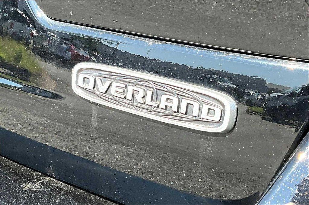 used 2024 Jeep Grand Cherokee car, priced at $39,400