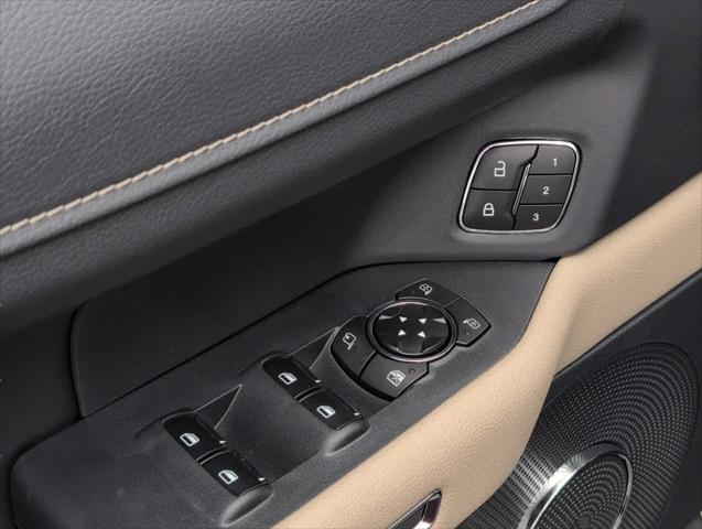 new 2024 Ford Expedition car, priced at $65,665