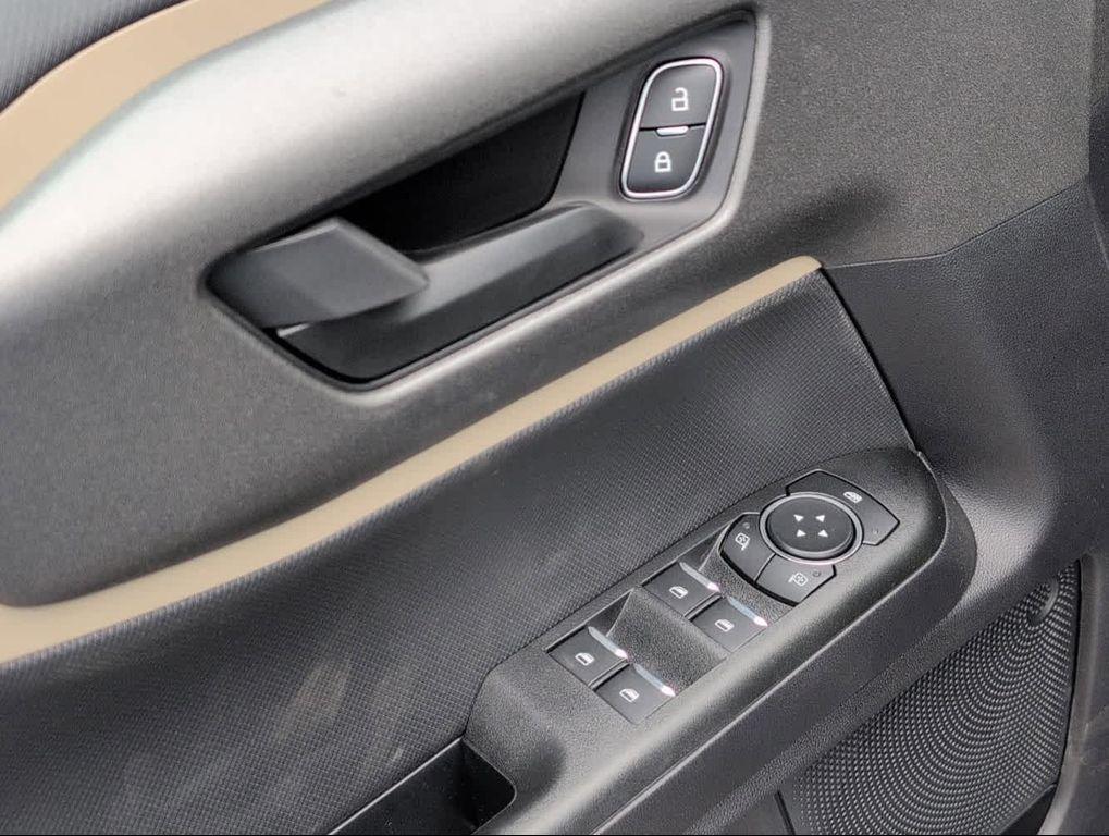 new 2025 Ford Bronco Sport car, priced at $35,879