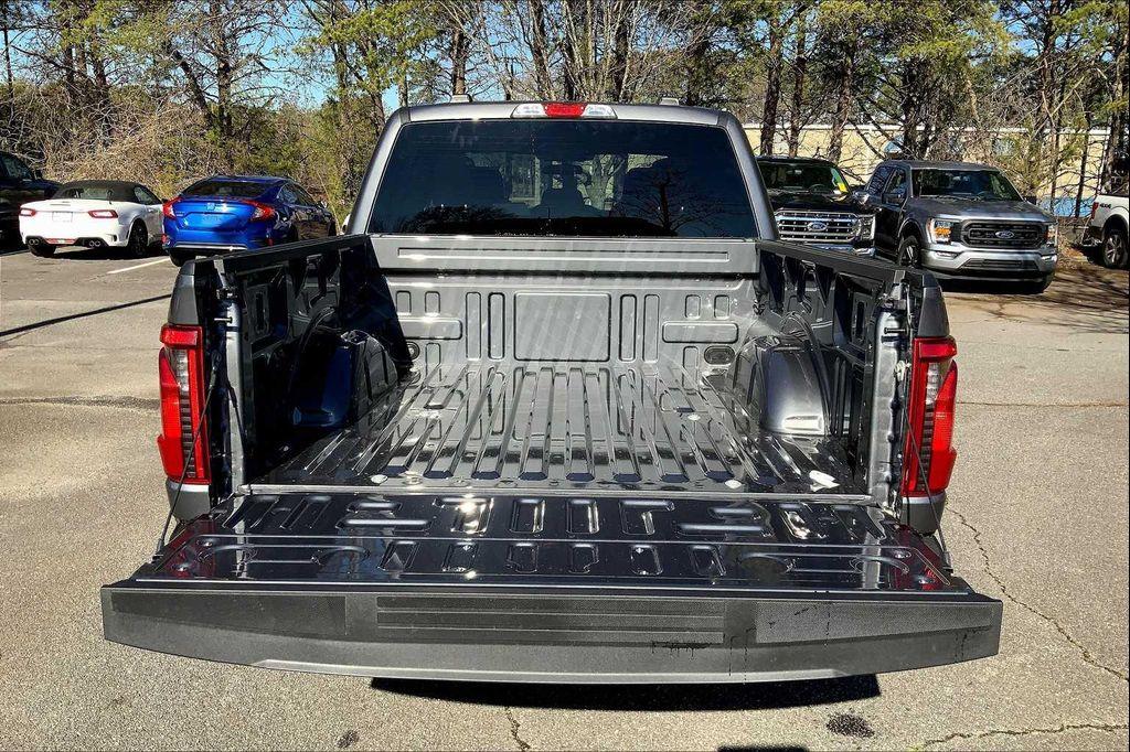 new 2025 Ford F-150 car, priced at $42,250