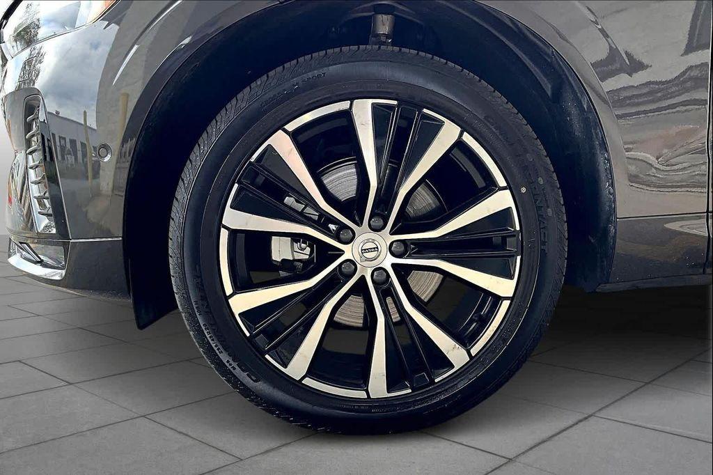 used 2025 Volvo XC60 car, priced at $37,427