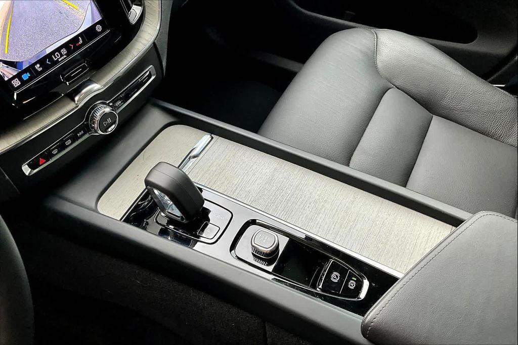 used 2025 Volvo XC60 car, priced at $37,427