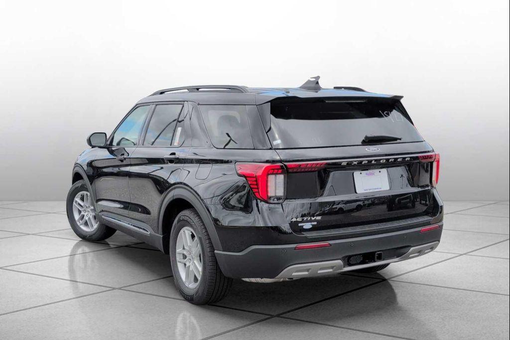 new 2025 Ford Explorer car, priced at $43,523