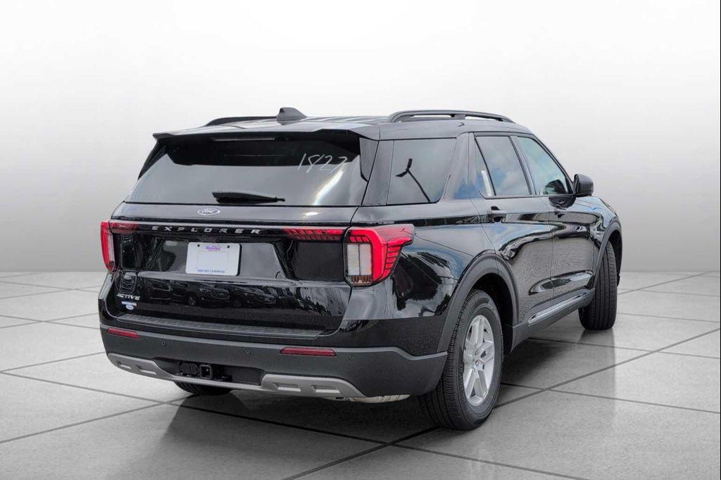 new 2025 Ford Explorer car, priced at $43,523