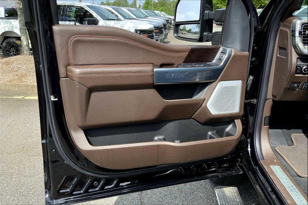 new 2025 Ford F-250 car, priced at $88,350