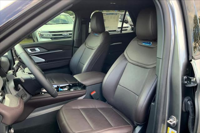 new 2025 Ford Explorer car, priced at $58,345