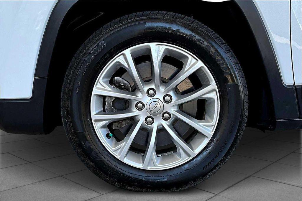 used 2019 Jeep Cherokee car, priced at $14,600