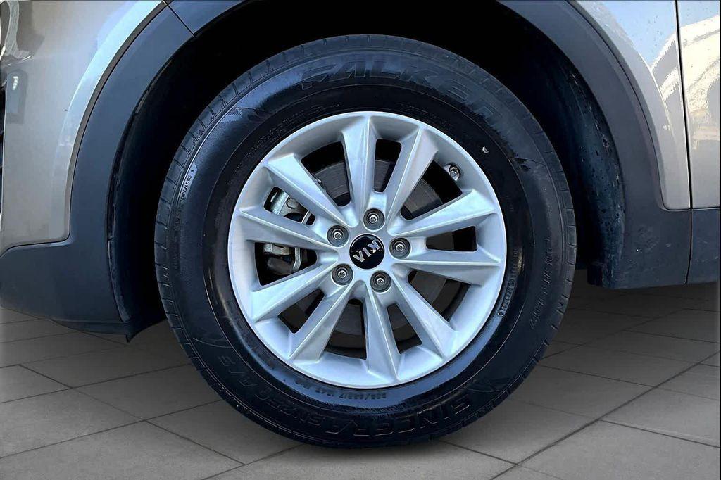 used 2019 Kia Sorento car, priced at $13,400