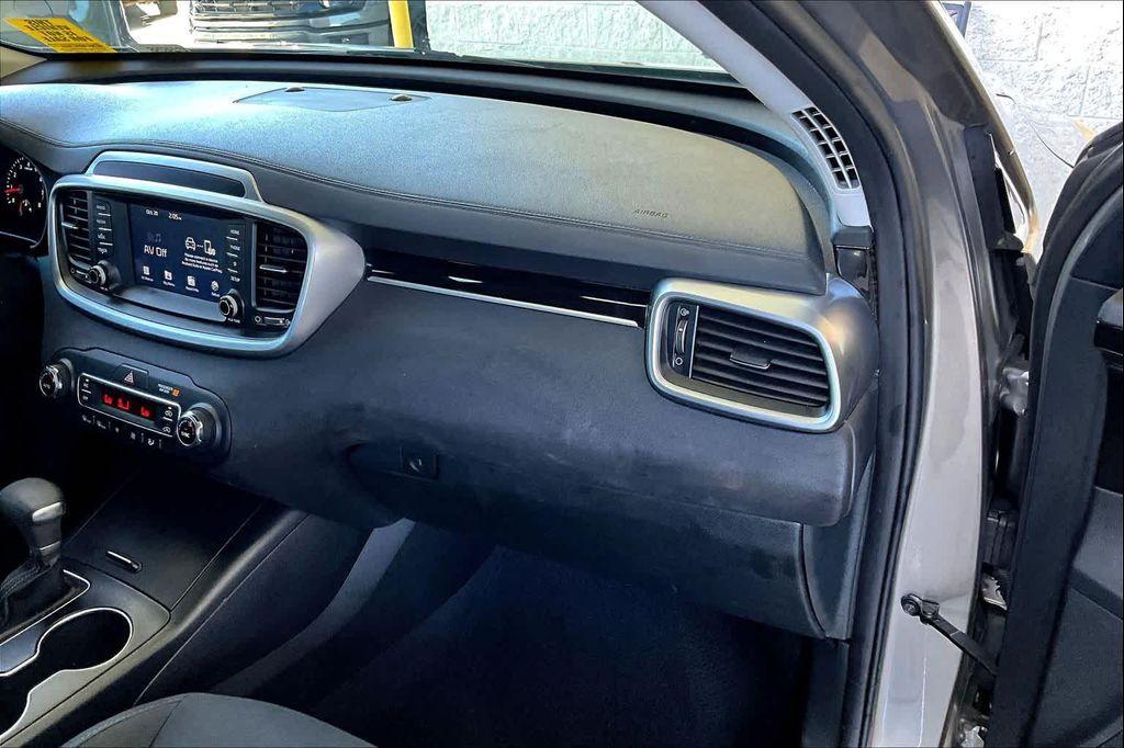 used 2019 Kia Sorento car, priced at $13,400
