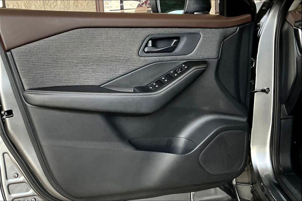 used 2021 Nissan Rogue car, priced at $18,900