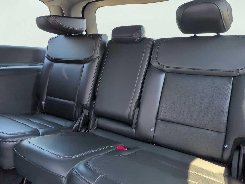 new 2025 Ford Expedition car, priced at $79,219