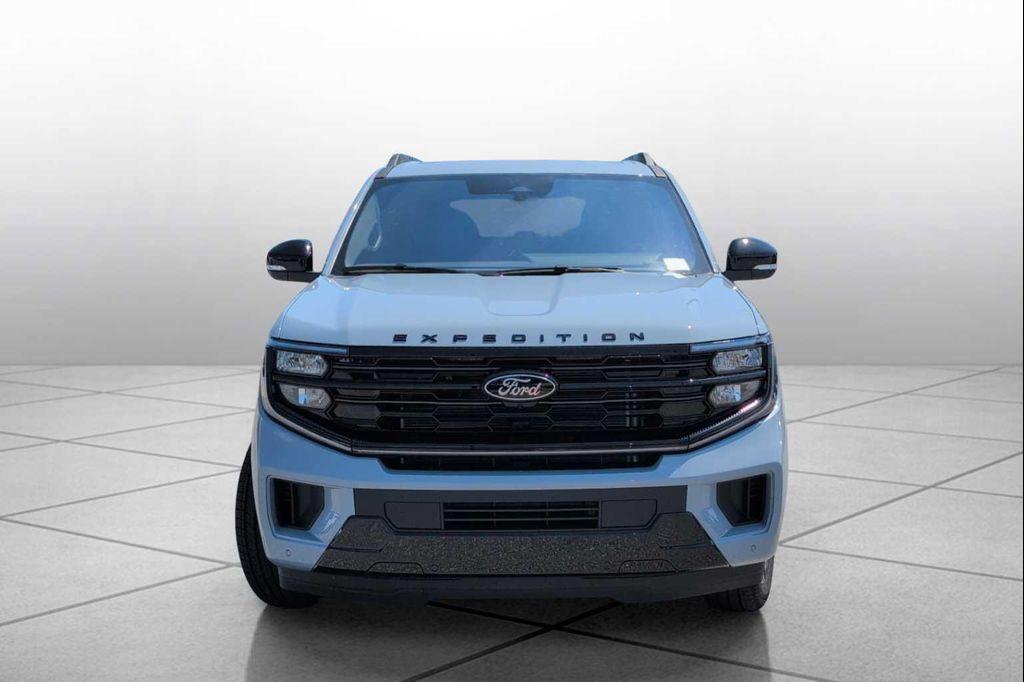 new 2025 Ford Expedition car, priced at $79,219