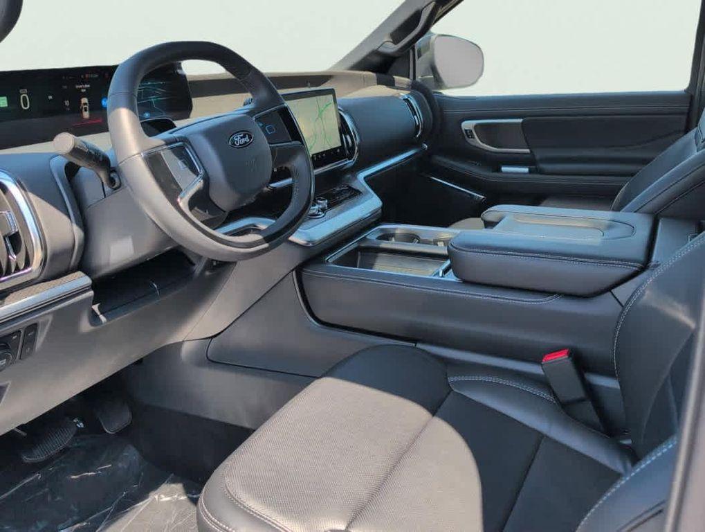 new 2025 Ford Expedition car, priced at $79,219