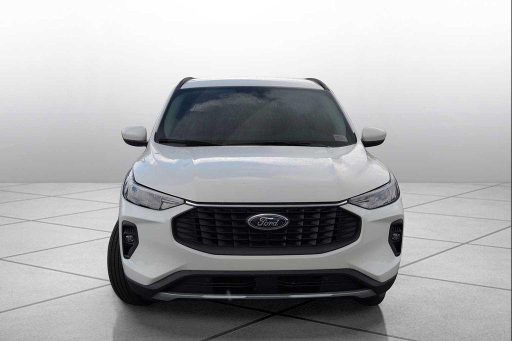 new 2025 Ford Escape PHEV car, priced at $40,385