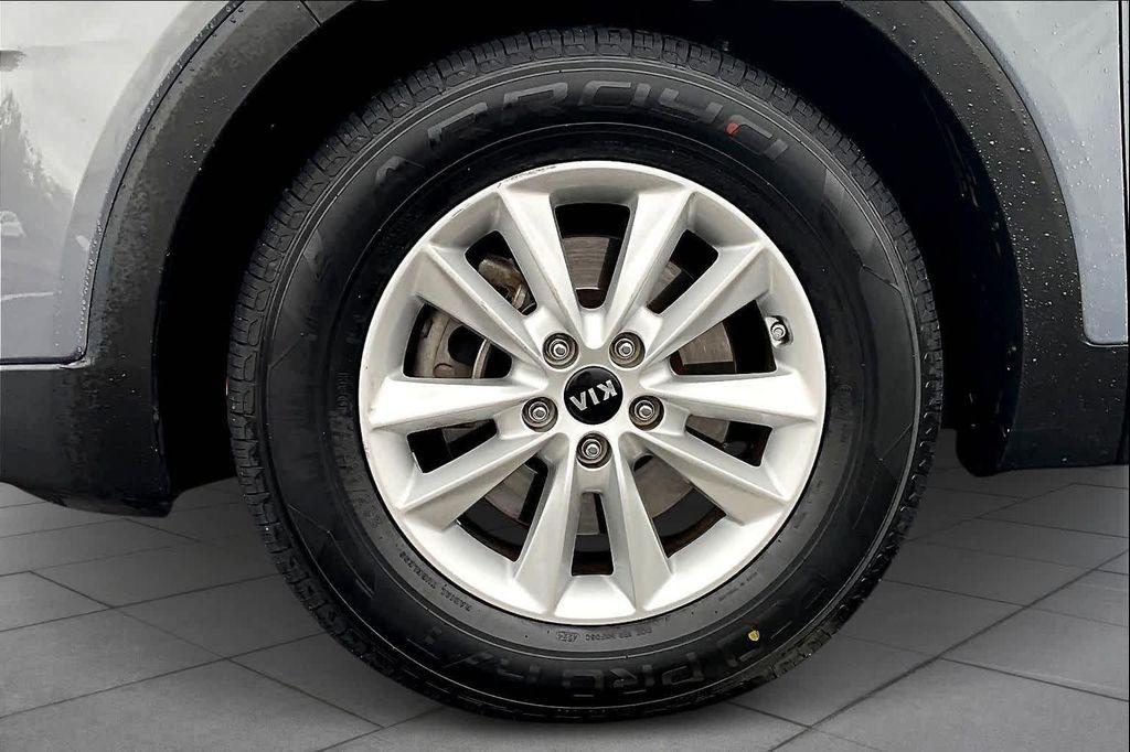 used 2020 Kia Sorento car, priced at $11,000