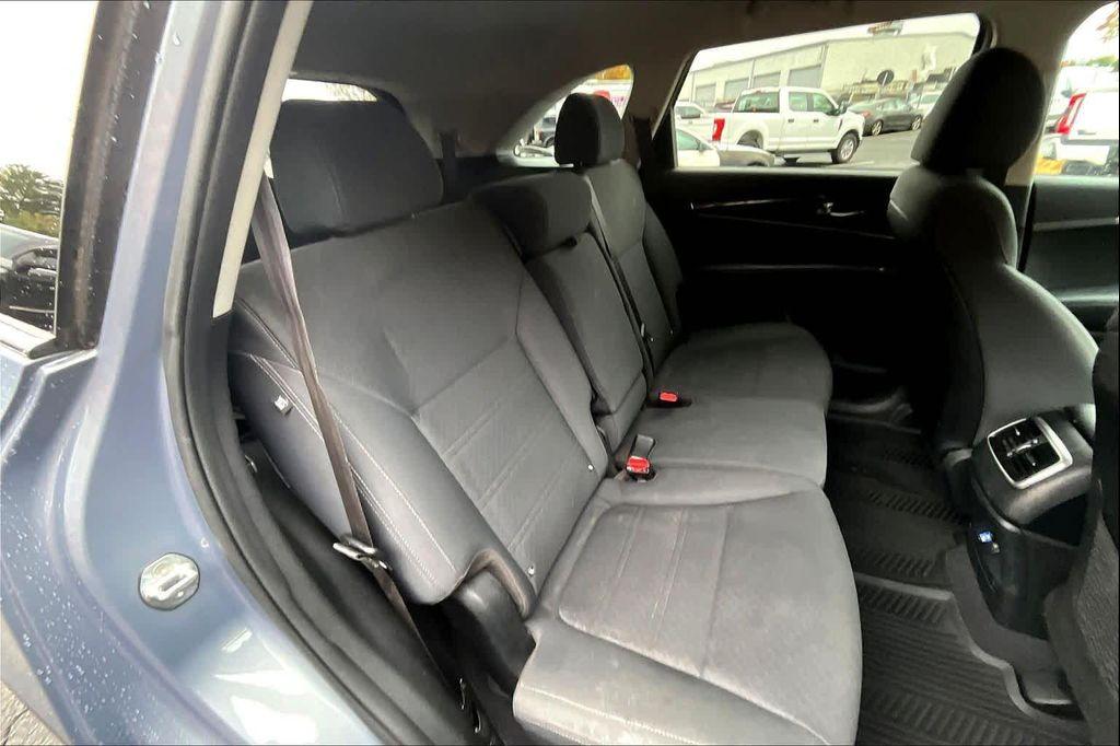 used 2020 Kia Sorento car, priced at $11,000