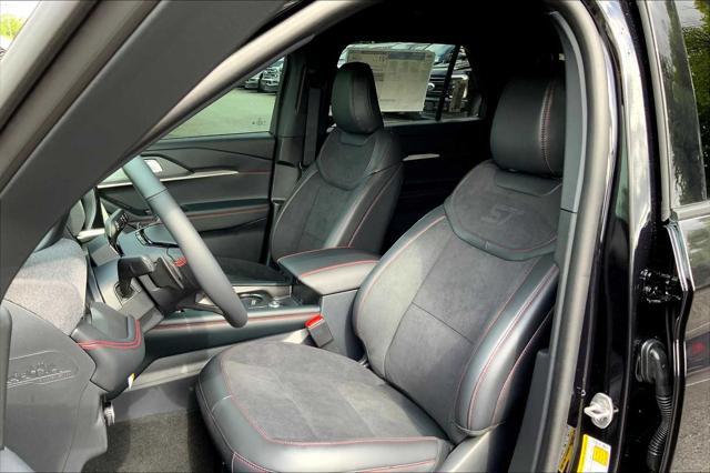 new 2025 Ford Explorer car, priced at $51,703