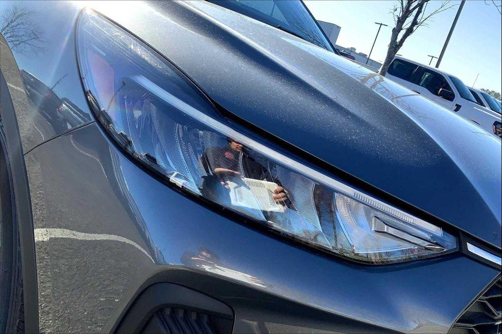 new 2025 Ford Escape car, priced at $32,900
