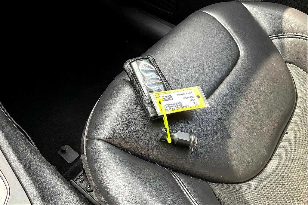 used 2020 Jeep Cherokee car, priced at $12,950