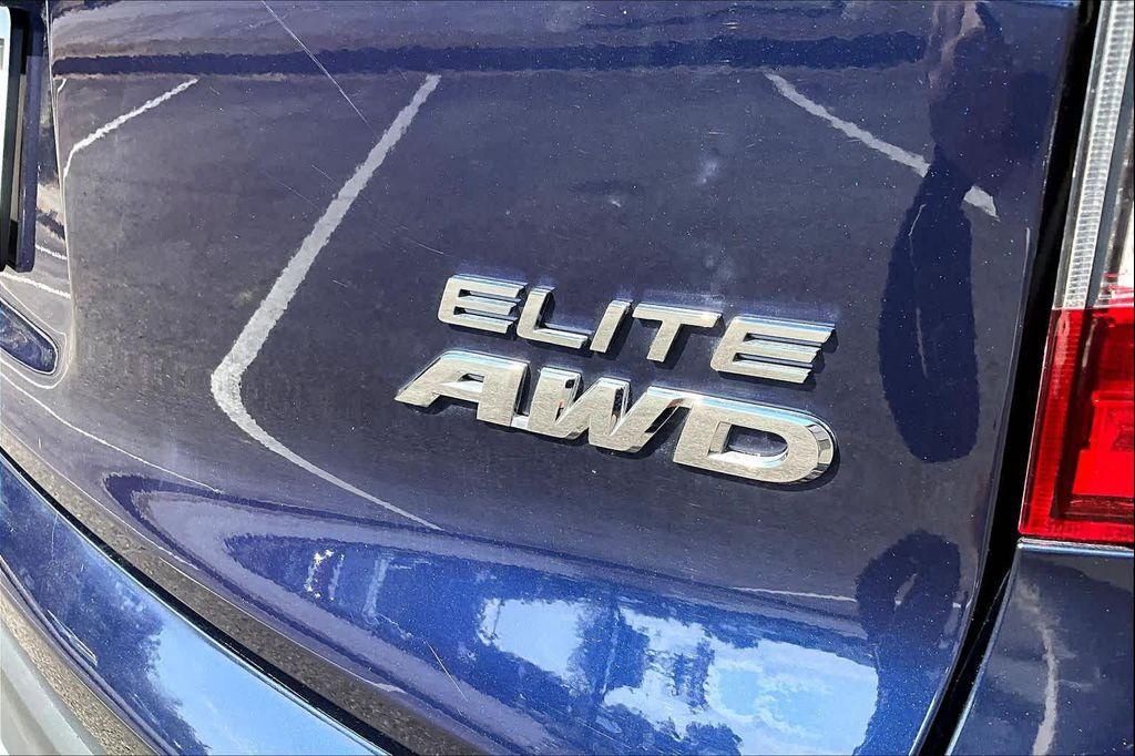 used 2022 Honda Pilot car, priced at $37,450