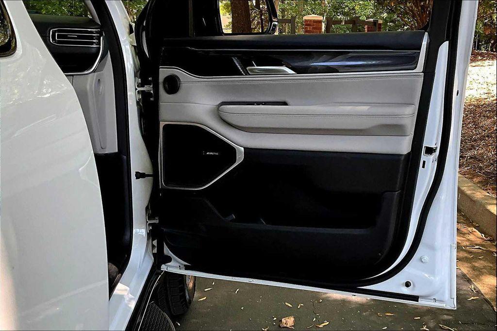 used 2024 Jeep Wagoneer car, priced at $48,400