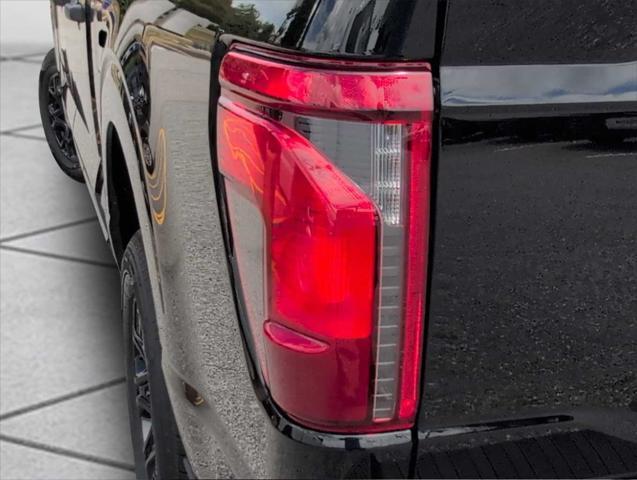 new 2025 Ford F-150 car, priced at $43,100