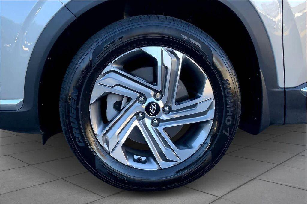 used 2022 Hyundai Santa Fe car, priced at $21,499