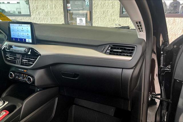 used 2022 Ford Escape car, priced at $22,949
