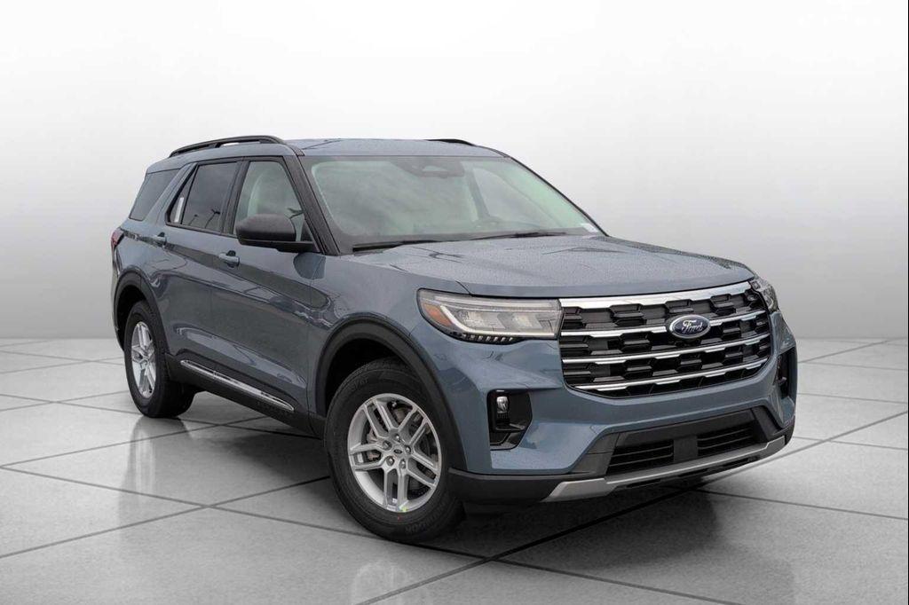 new 2025 Ford Explorer car, priced at $44,416