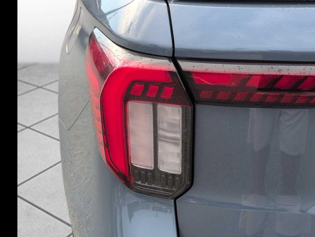 new 2025 Ford Explorer car, priced at $44,416