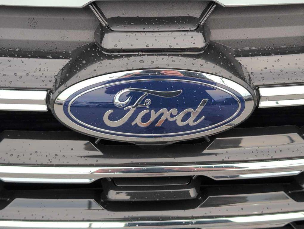 new 2025 Ford Explorer car, priced at $44,416