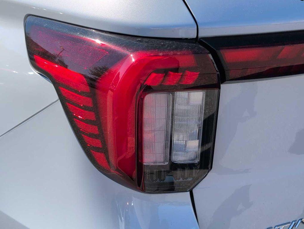 new 2025 Ford Explorer car, priced at $52,748