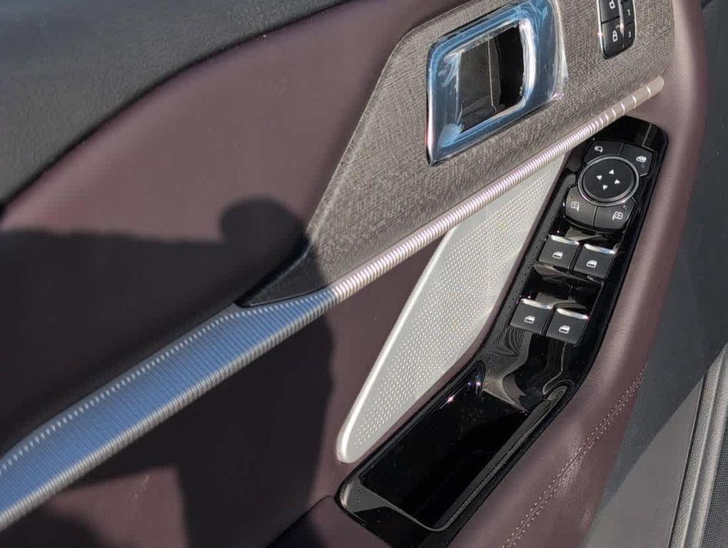 new 2025 Ford Explorer car, priced at $52,748