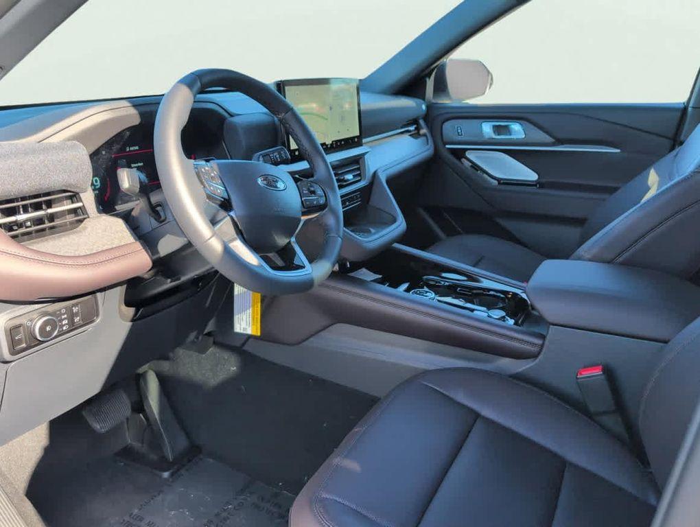 new 2025 Ford Explorer car, priced at $52,748