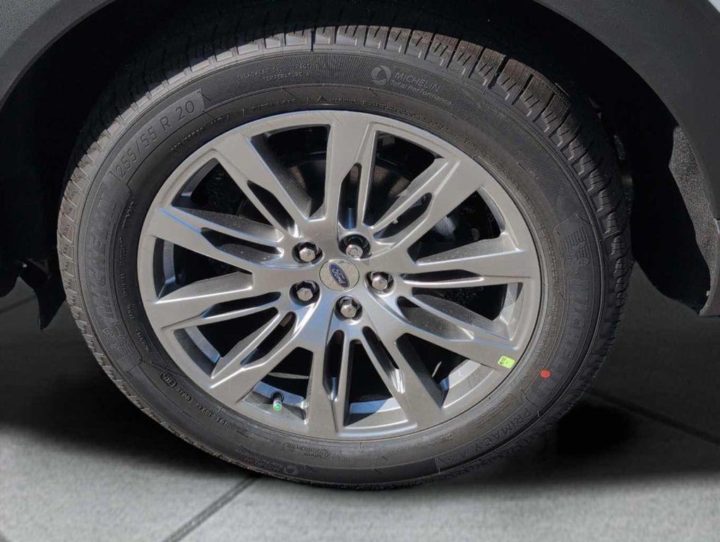 new 2025 Ford Explorer car, priced at $52,748