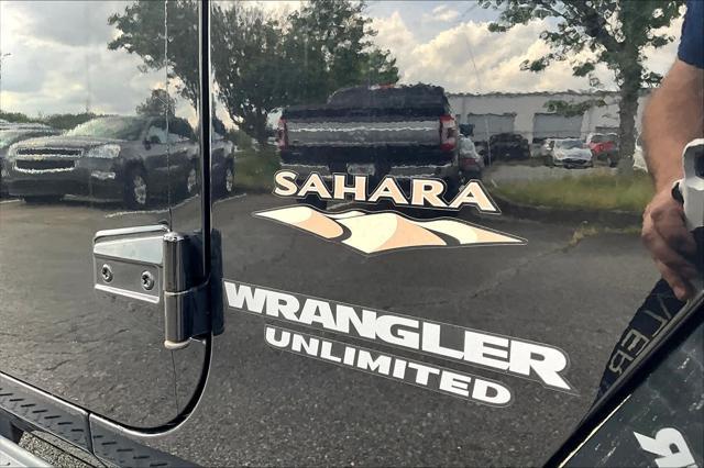 used 2013 Jeep Wrangler Unlimited car, priced at $15,900